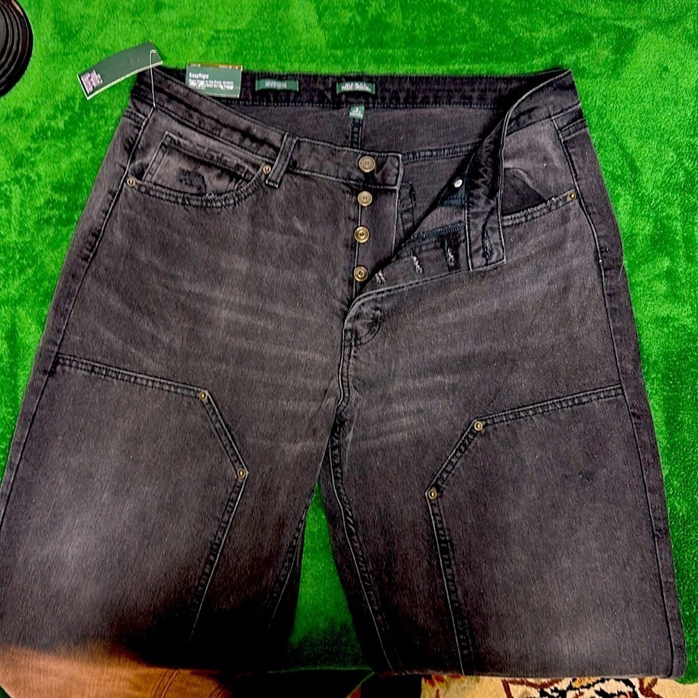 NWT Wild Fable High Rise Straight Leg Button Down Black Wash Jeans Sz16